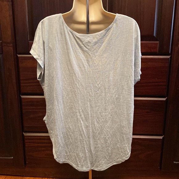 💰SAVVI SM-MD Light Blue Oversized Relaxed Boxy Curved Hi Low Hem TIDES Top - Picture 8 of 13